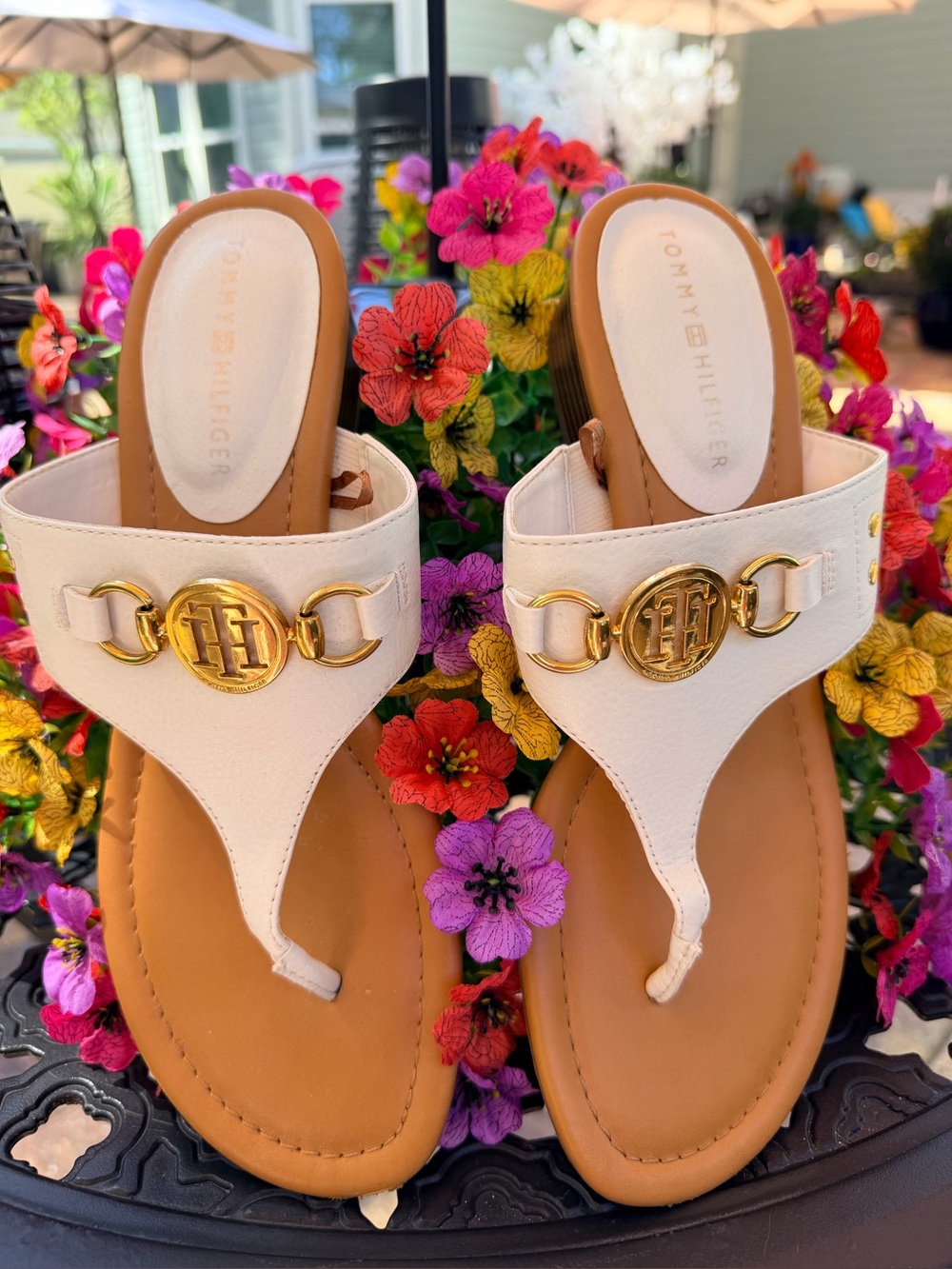 Tommy Hilfiger White Thong Sandals with Gold Logo Medallions
